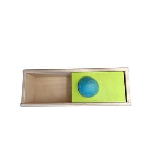 Lovevery‎ Sliding Top Box 11-12 months Montessori Green EUC